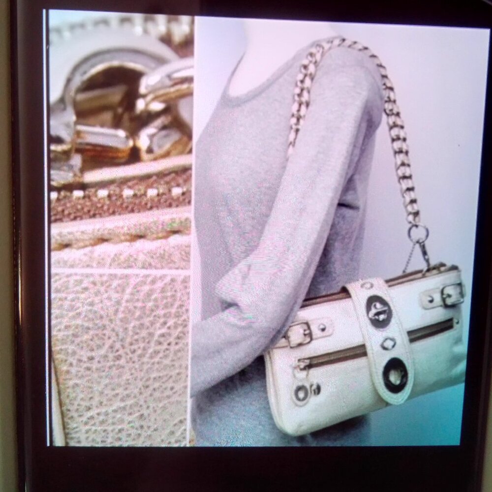 Stunning Authentic COACH Shoulder bag